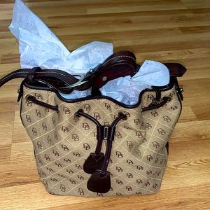 Dooney and Bourke Handbag